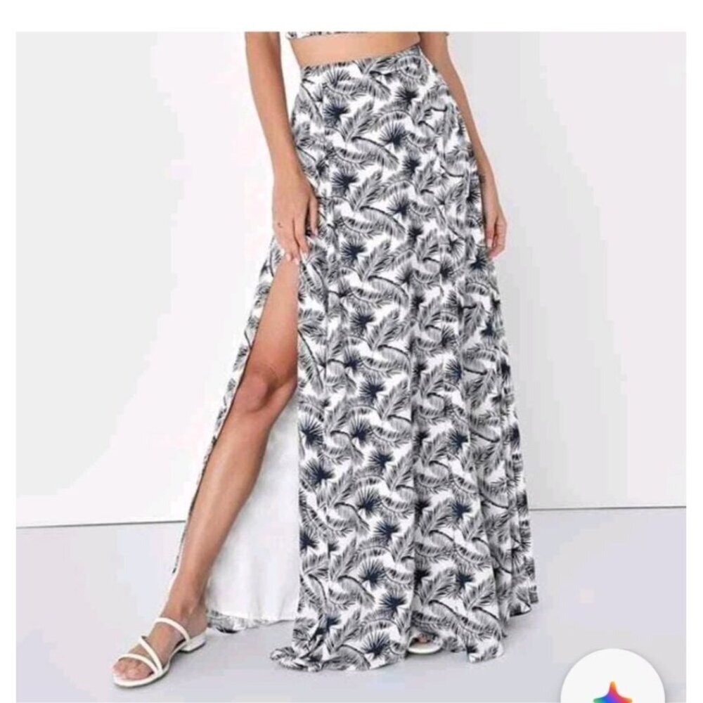 Lulus Trancoso Maxi Skirt Small Tropical Palm Print Navy White Long Side Slits